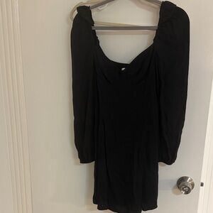Elegant Black Long Sleeve Aritzia Dress